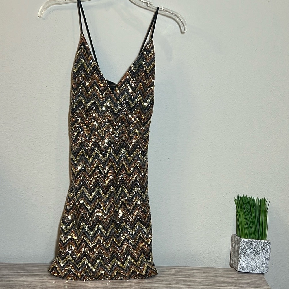 Superdown Revolve Sequin Surplice Chevron Sleevel… - image 4